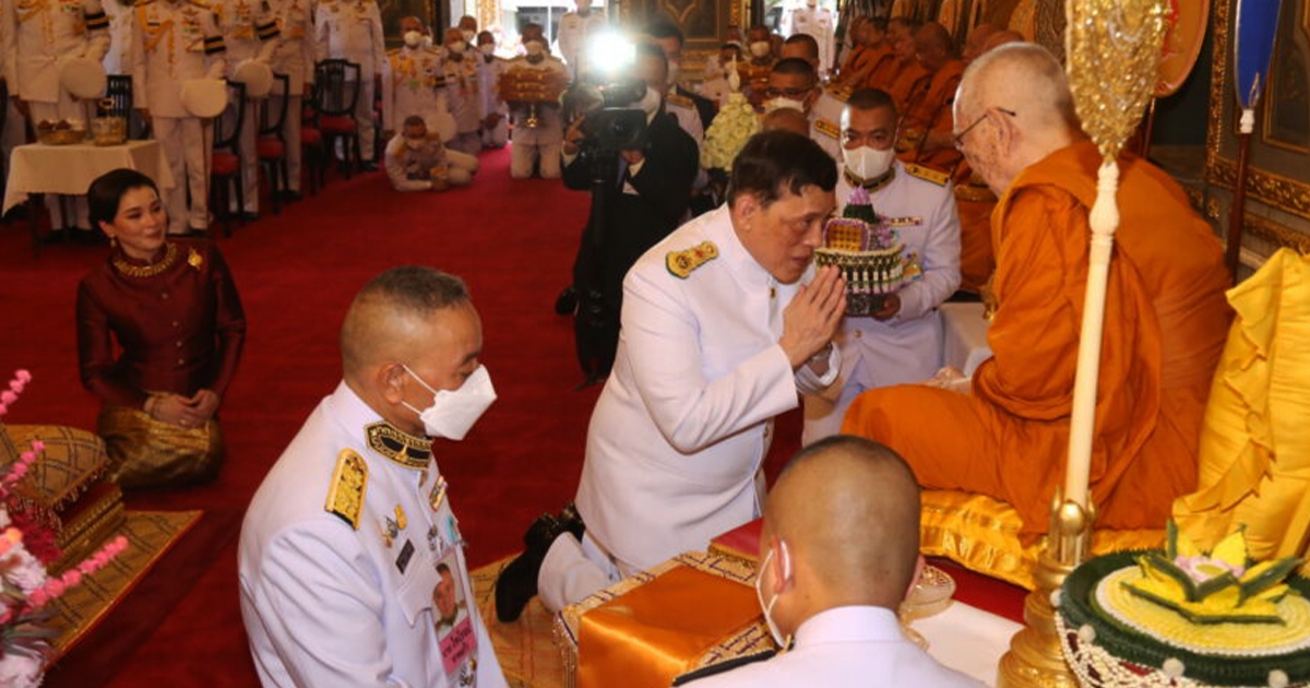 ในหลวง พระราชินี ทรงบำเพ็ญพระราชกุศลฉลองพระชนมายุ 8 รอบ พระสังฆราช